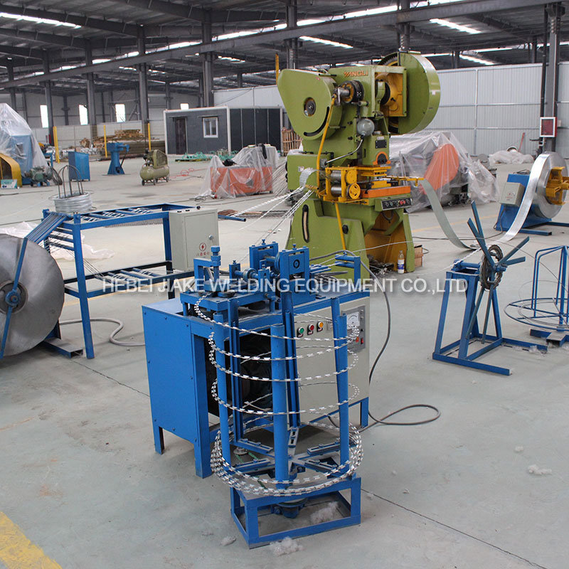 Auto Razor Barbed Wire Making Machine