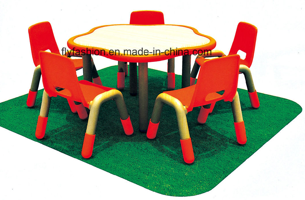 Kindergarten School Desk with Chair for Kids (SF-53C)