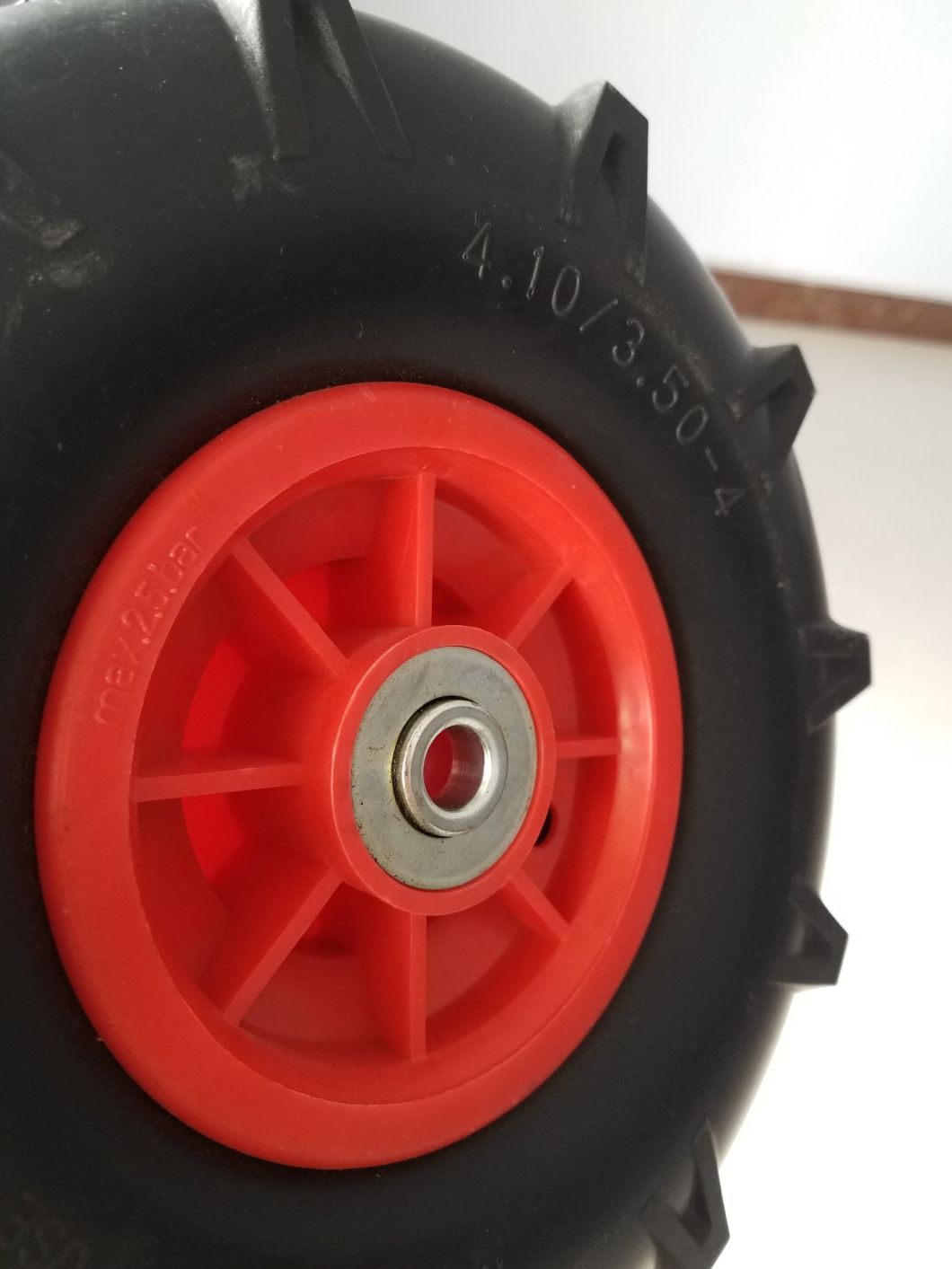 Pneumatic Plastic Rim Wheel for Tool Cart 3.50-4