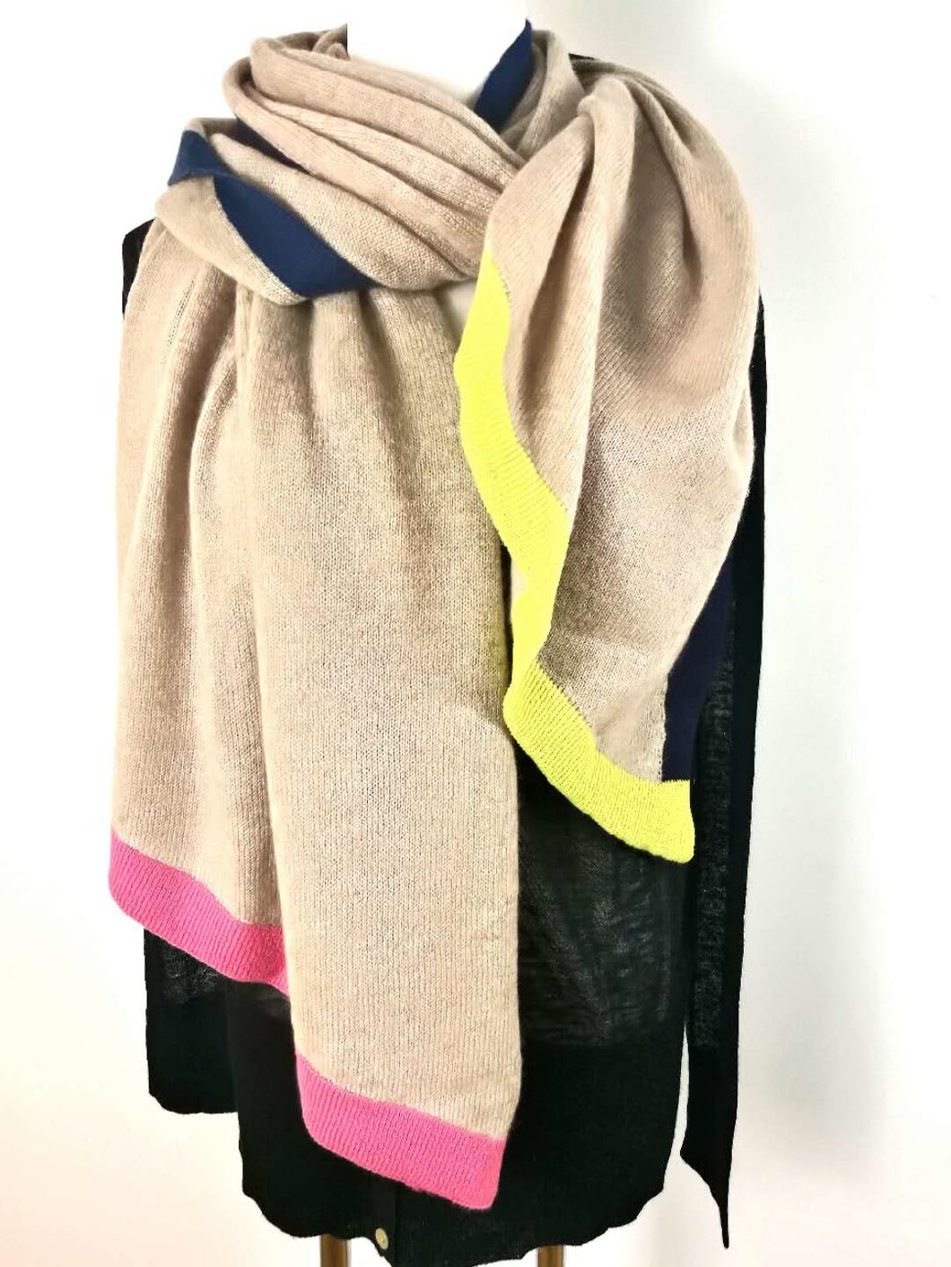 Cashmere Borders Contrast Shawl