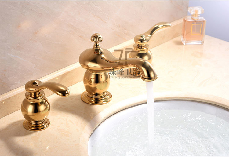 Double Handle Luxury Gold Brass Magic Lamp Three-Hole Basin Mixer (Zf-M29)