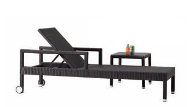 Leisure Outdoor Garden Furniture Rattan/Wicker Armrest Lounge Deck Chair