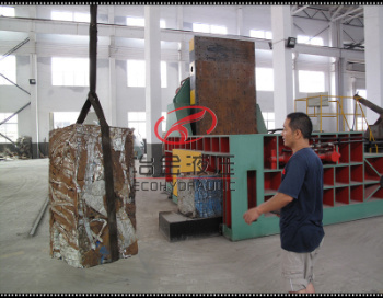 Y81t-200 Automatic Hydraulic Scrap Automatic Hydraulic Baler (CE)