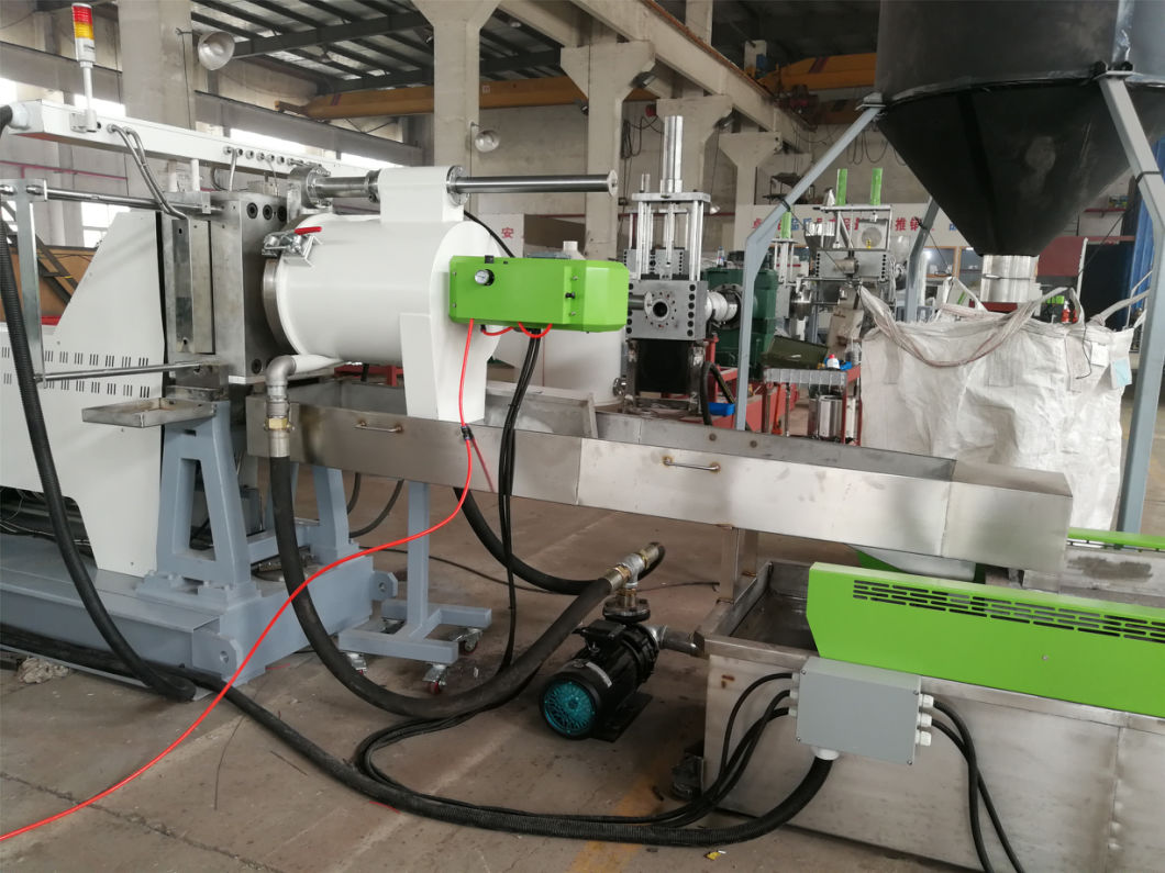 HDPE Bottle Flakes Granulating Machine with Capacity 800kg Per Hour