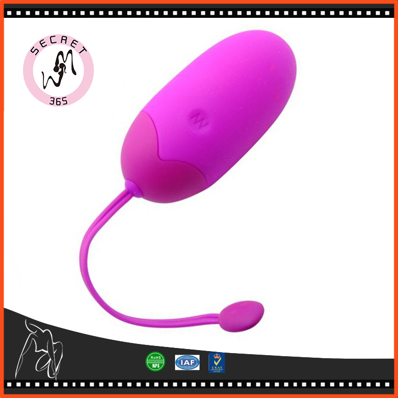 Bluetooth USB Rechargeable Wireless APP Remote Control Jump Egg Vibrators Silicone Vibrating Egg