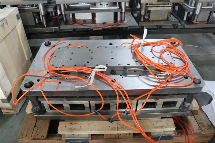 Two Cavities Aluminum Foil Container Mould (GS-MOULD)