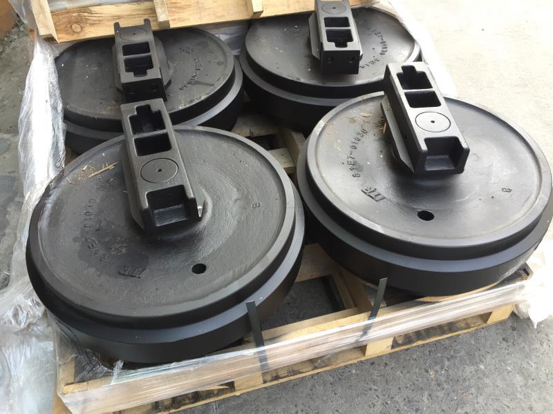High Quality Customized Casting Excavator Parts (idler) Made in China