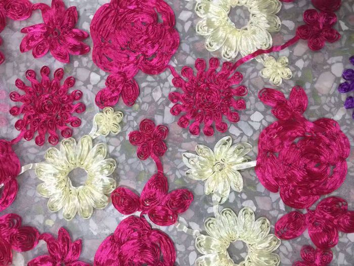 More Color Choice Embroidery Flower Lace Fabric for Wedding Dress
