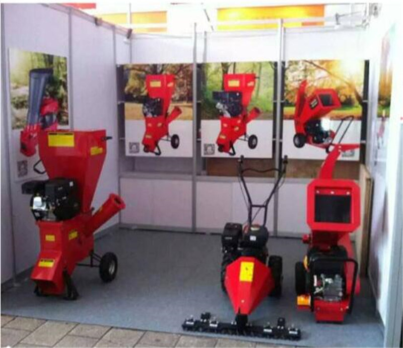 High Quality Gasoline Brush Cutter/Grass Trimmer/Weeding Machine