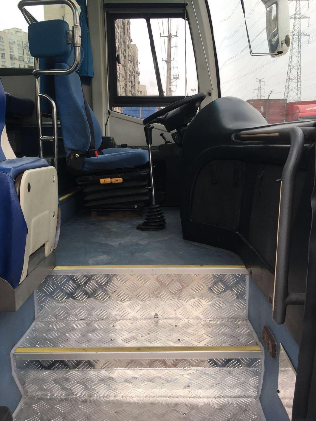 Coach / Bus/ Express 55 Passengers Seats 12 Meters Used Yutong/ King Long/ Zhongtong/ Higer/ Ankai Coach/ Used Bus/ Used Express Bus