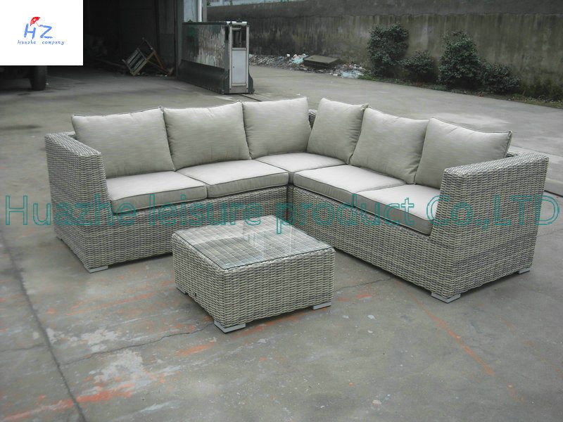 Rattan Furniture Garden Round Table and Chair