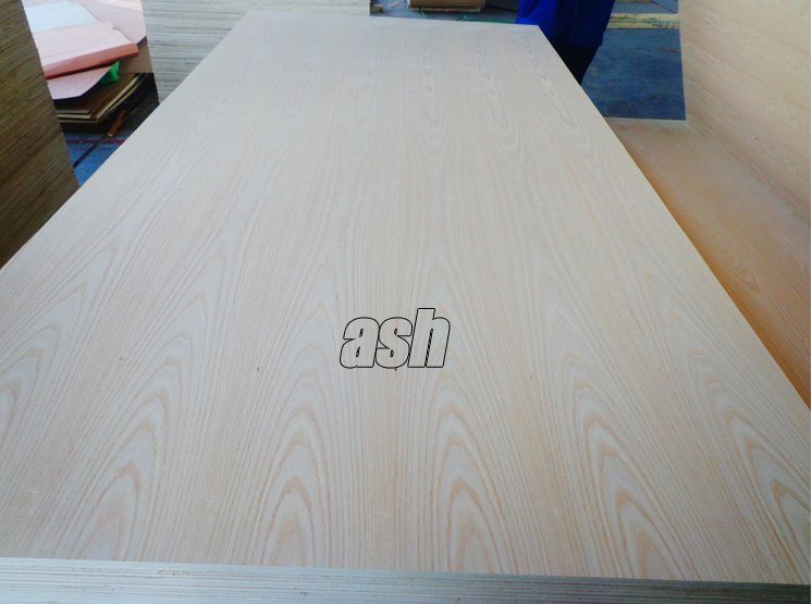 Red Oak/Ash/Teak Fancy Plywood for Furniture and Decoration