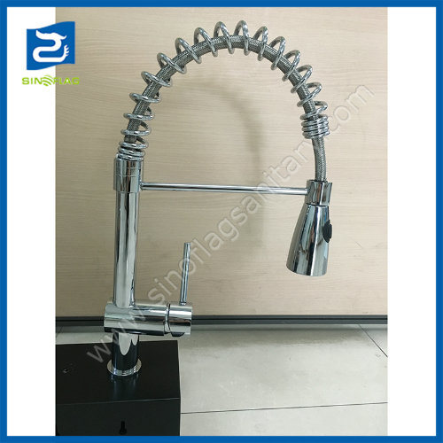 Brass Chromed Single Handle Pull out Kitchen Faucet