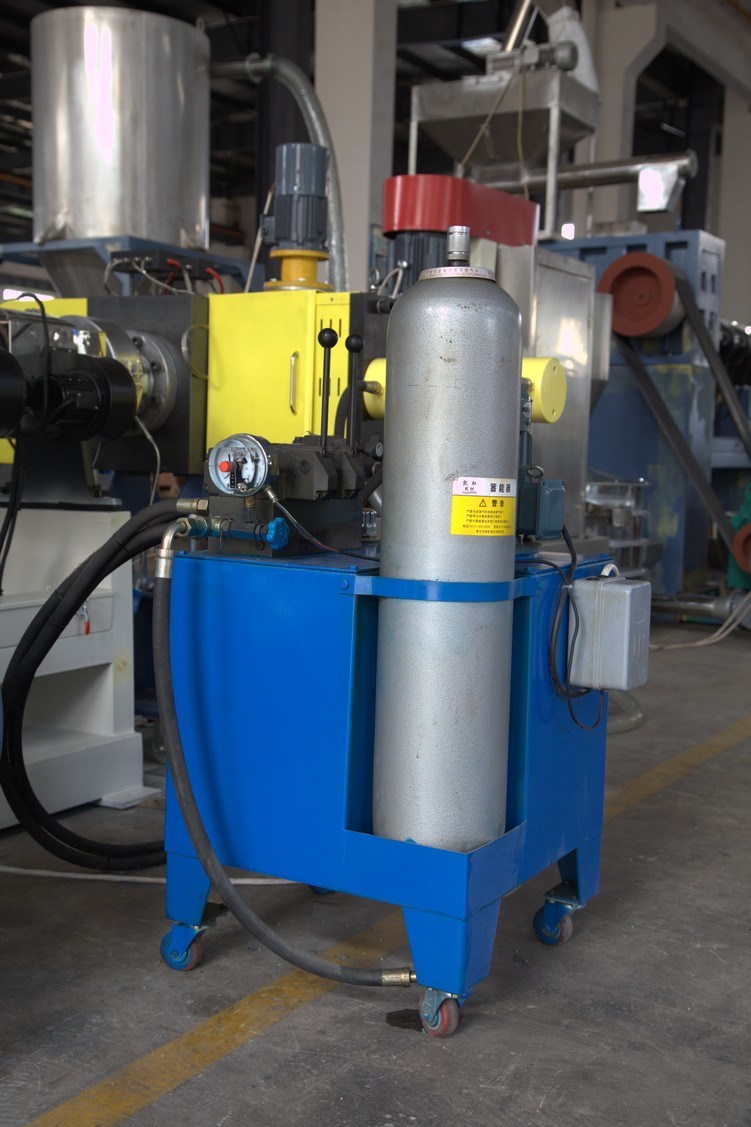 Hot Sale Lianguan Brand HDPE LDPE Film Plastic Granulating Machine