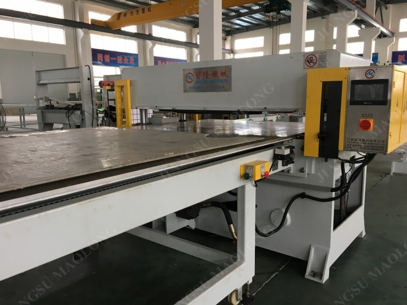 Single Side Feeding Rubber Cutting Machine/Leather Cutting Press