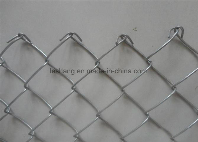 PVC-Coated Chain Link Fence with 50mm to 80 mm Hole Size