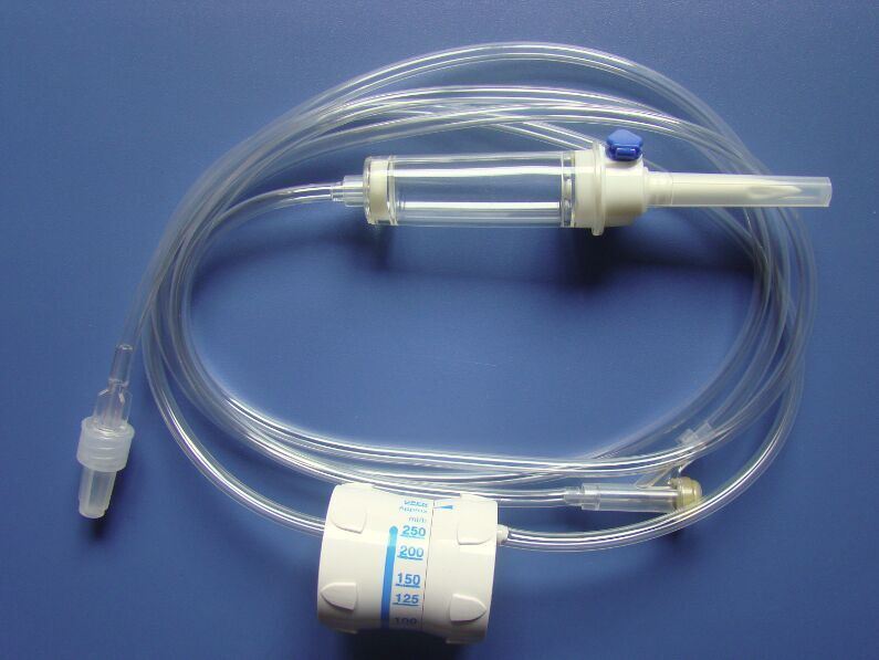 Disposable Medical Infusion Set with Scalp Vein Set