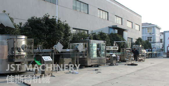 Complete Juice Filling Packing Machinery