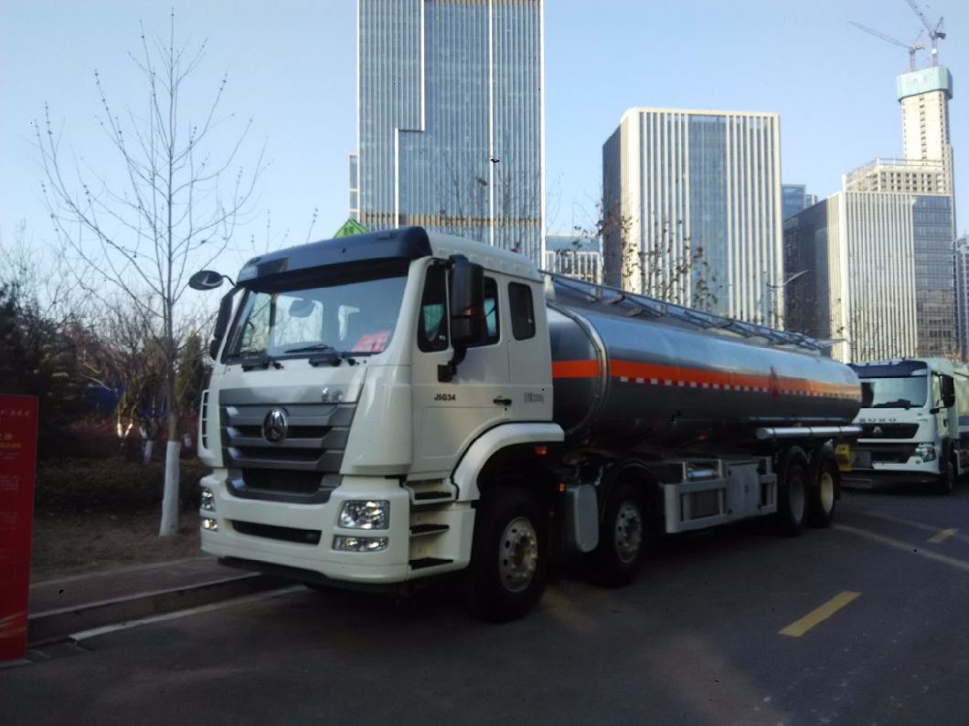 2017 8X4 Sinotruck 22m3 Fuel/Oil Tank Truck