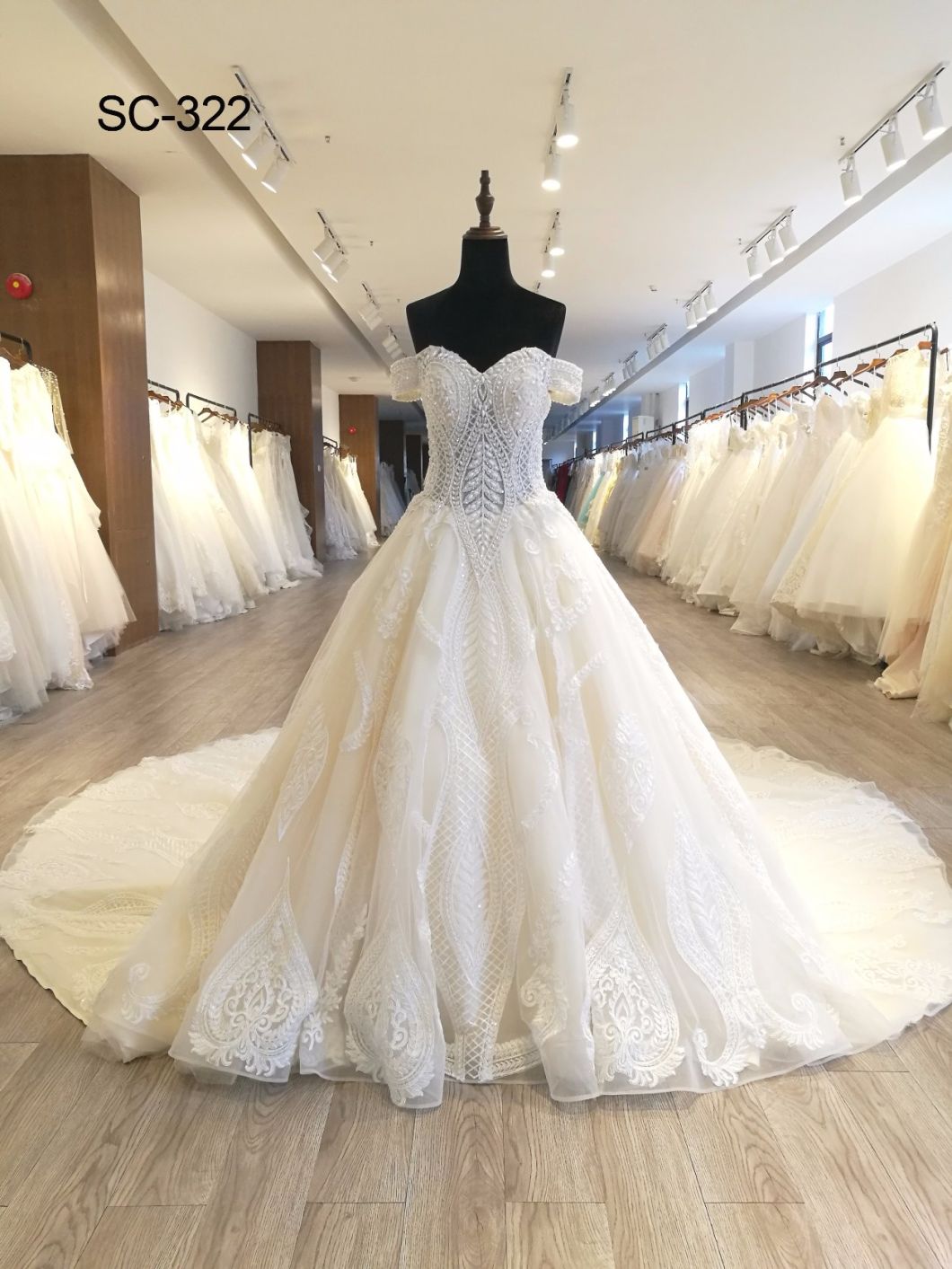 2018 Luxury Hot Sale Factory Custom Wedding Dress