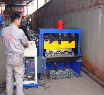Deck Floor Roll Forming Machine Production Line