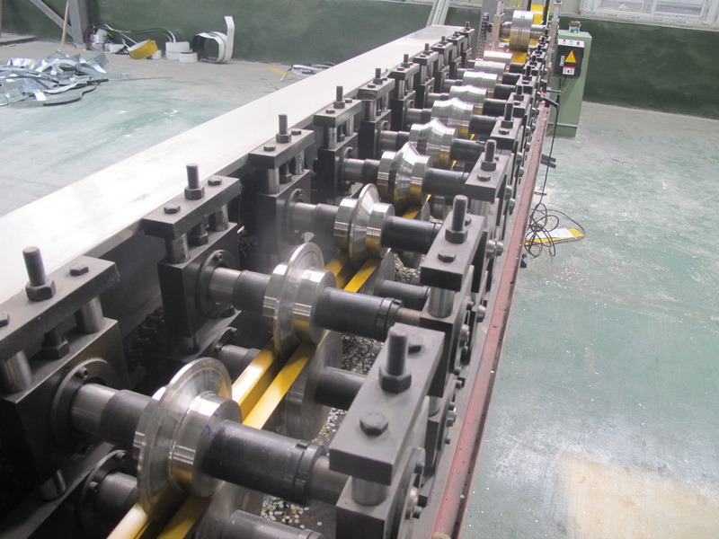 Hot Sale! High Precision Cold Heading Roll Forming Machine