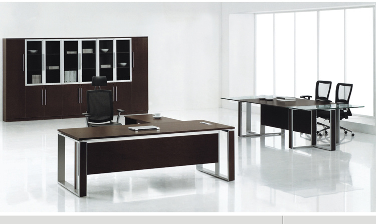 Wooden Design Office Conference Table with Tempered Glass
