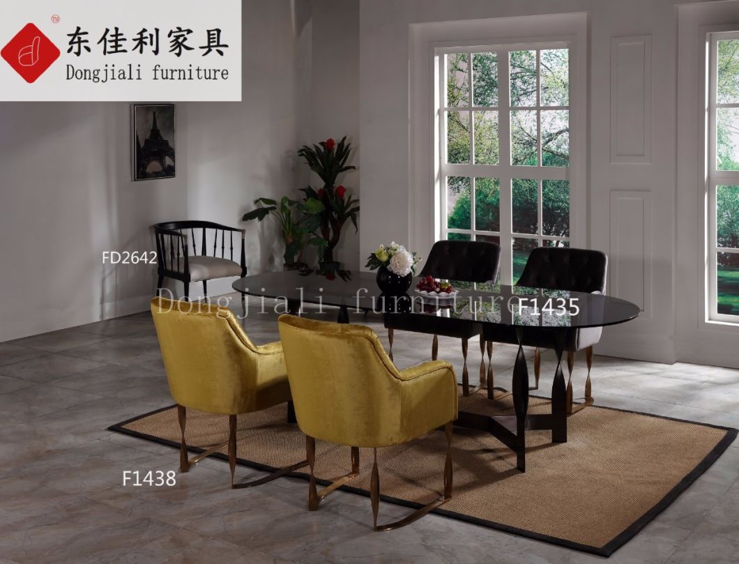 Modern Glass Dining Table and Dining Chairs