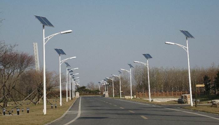 New Design IP66 Outdoor Product 30W LED Solar Street Light