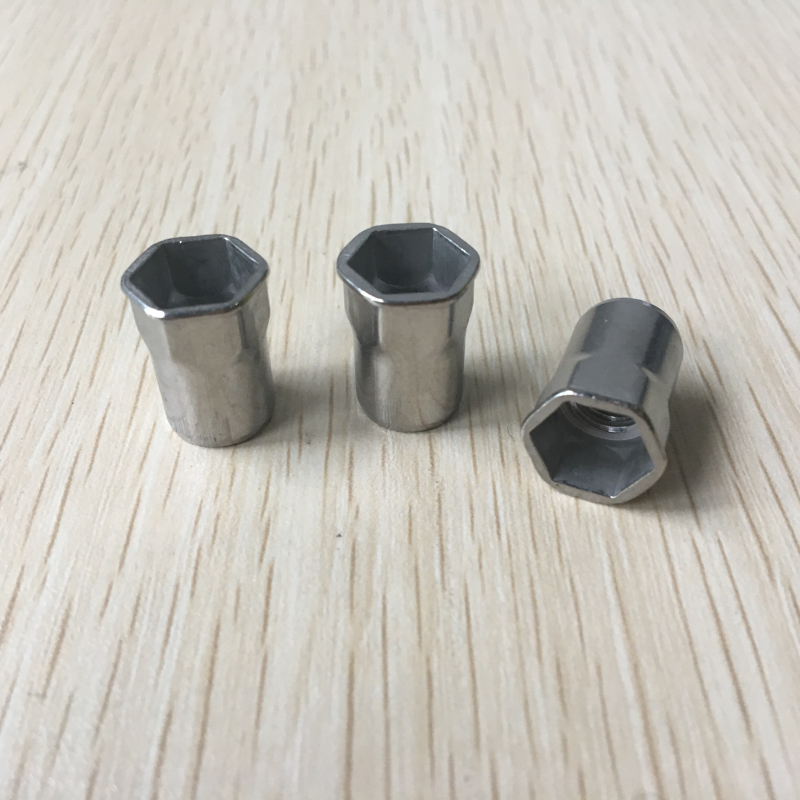 Carbon Steel Rivet Nut Flat Head/Hex Head