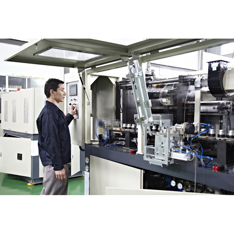 Fully Automatic Pet Blow Molding Machine with CE (JS600B)