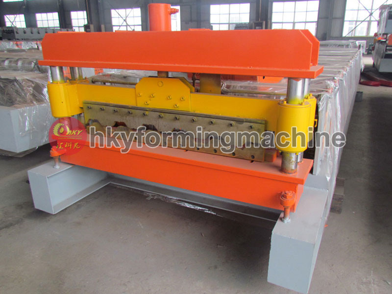 Deck Floor Roll Forming Machine