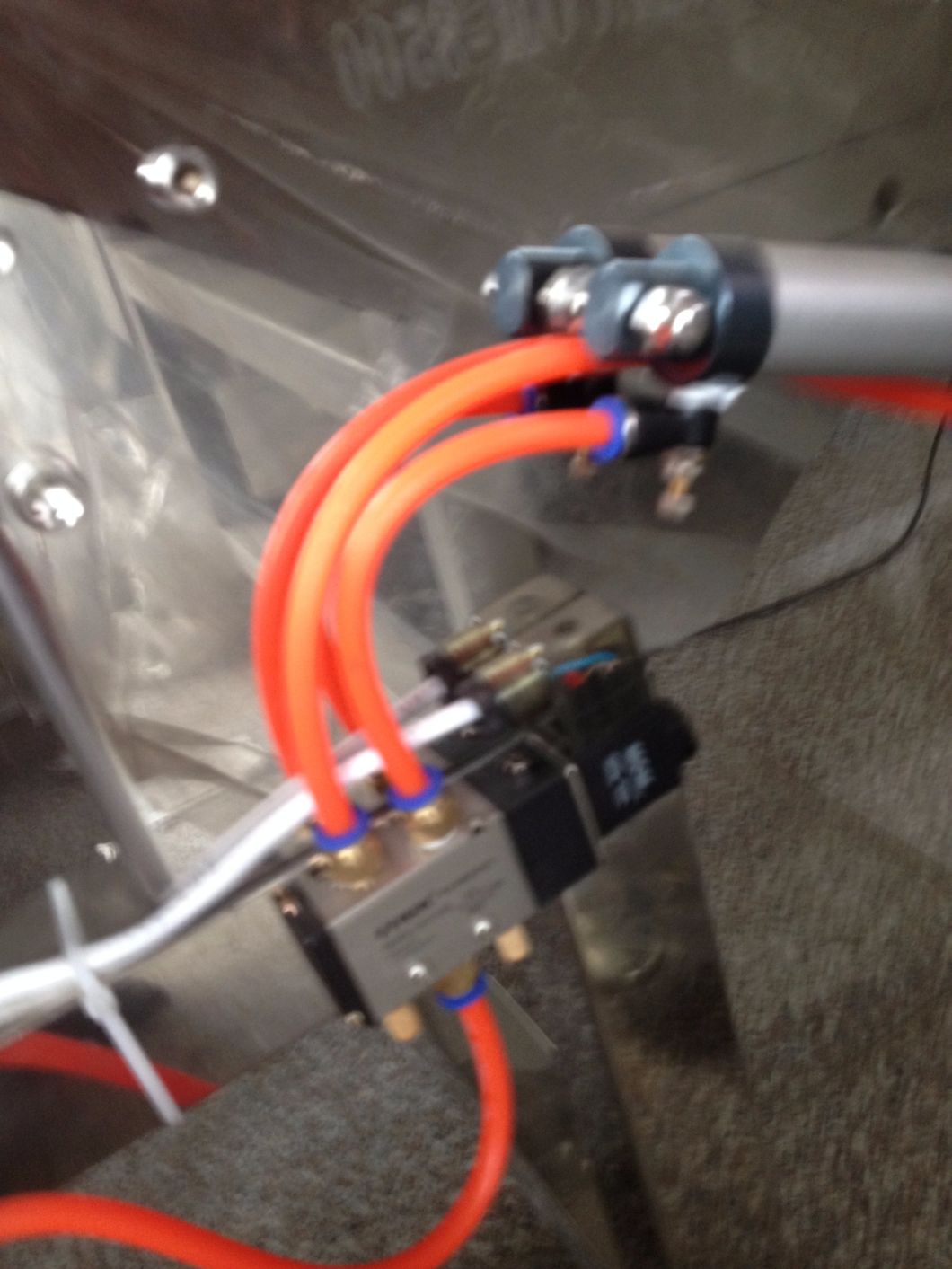 High Sensitivity Conveyor Needle Metal Detector for Food Industry