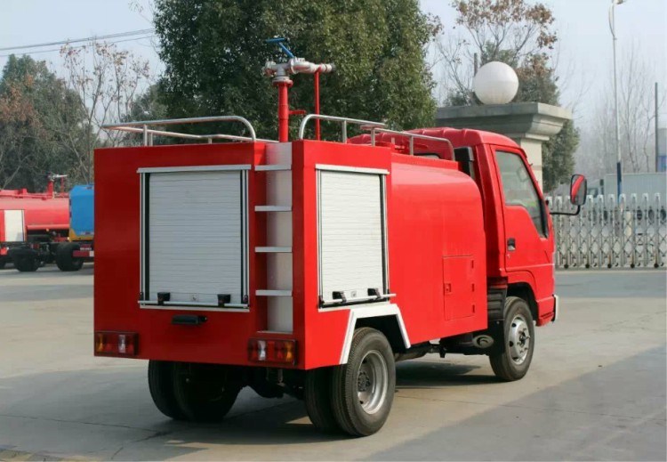 2mt 2 Ton China Water Tank Emergency Fire Fighting Truck