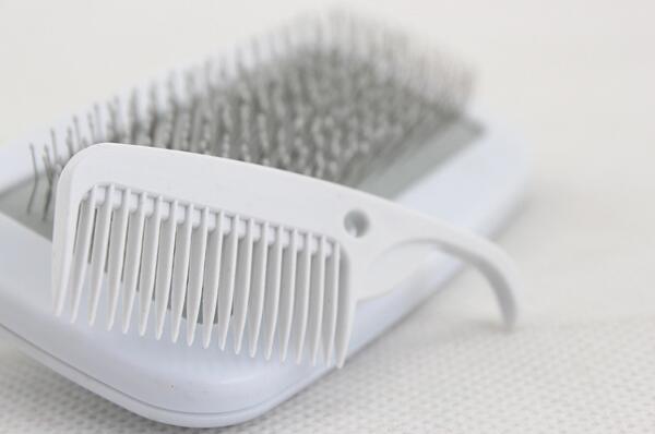 Nylon Pins Dog Grooming Cleaner Brush Pet Comb