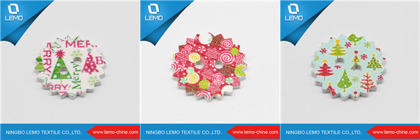 Decorative Fancy Round Craft 4 Holes Wooden Button