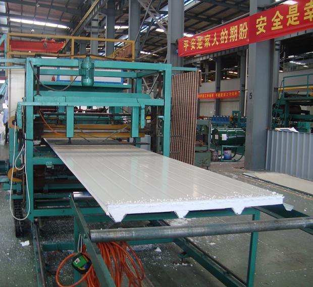 China Supplier Automatic EPS Sandwich Panel Manufacturing Machinery