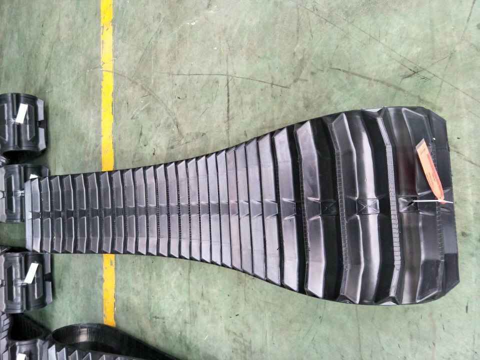 Rubber Track for Claas Combine Harvester (450*90*60)