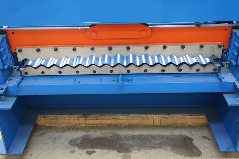 Color Steel Glalvanized Corrugated Trapezoidal Metal Sheet Roofing Sheet Machine