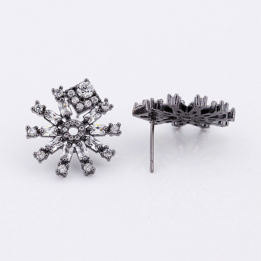 Snowflake Shape Stud Earring with Micro Pave Setting