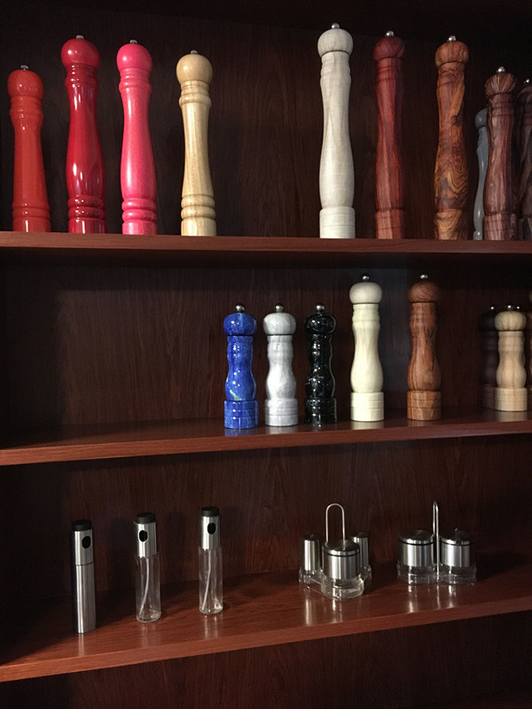 High Quality Wood and Bamboo Salt Pepper Mill