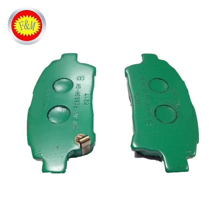 Auto Parts Brake Pads 04465-13050