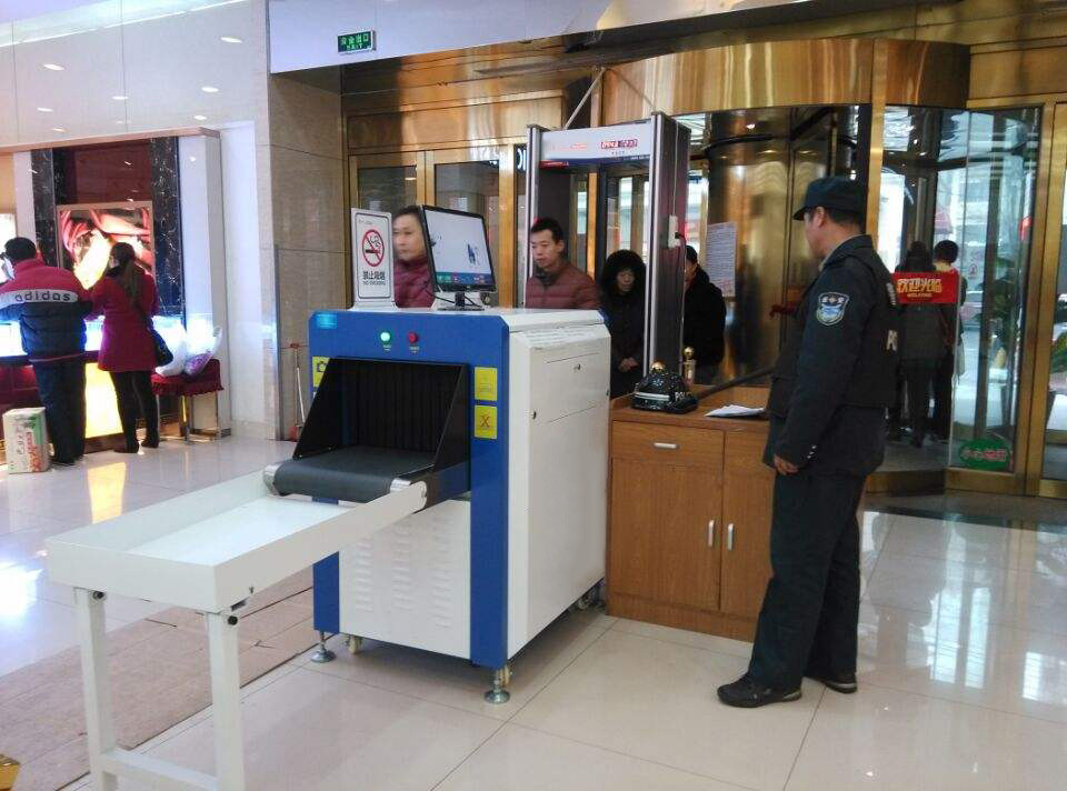 X-ray Airport Baggage and Luggage Security Scanning Inspection Screening Machine