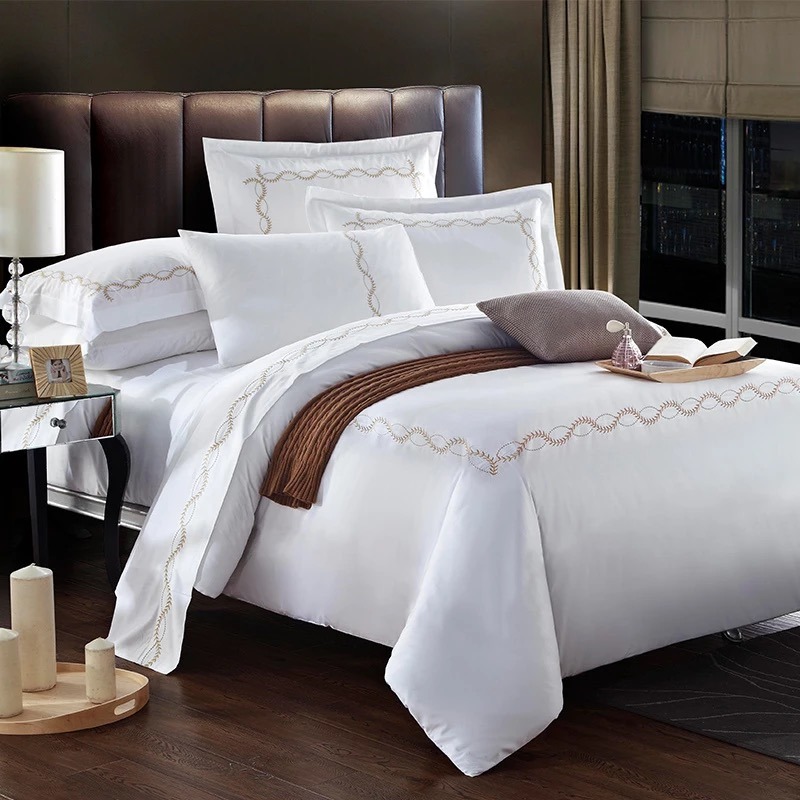 Wholesale Embroidered Bed Linen Cotton White Hotel Bedding Sheet Set (JRD770)