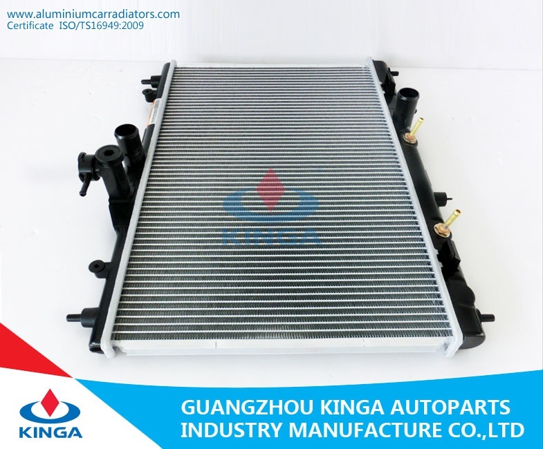 Performence Aluminum Auto Radiator for Tiida'04/G12/ED7160