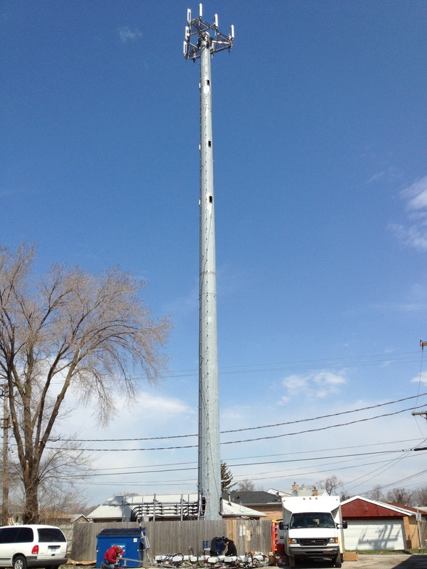 Galvanized Steel Pole Telecommunication Cell Tower
