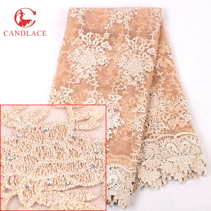 High Quality Fashion Design 3D Flower Lace Embroidered Fabric