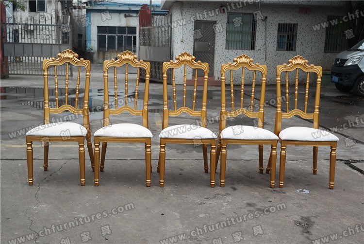 Yc-A344 Royal Napoleon Gold Wedding Throne Chairs with Removable Cushion for Sale