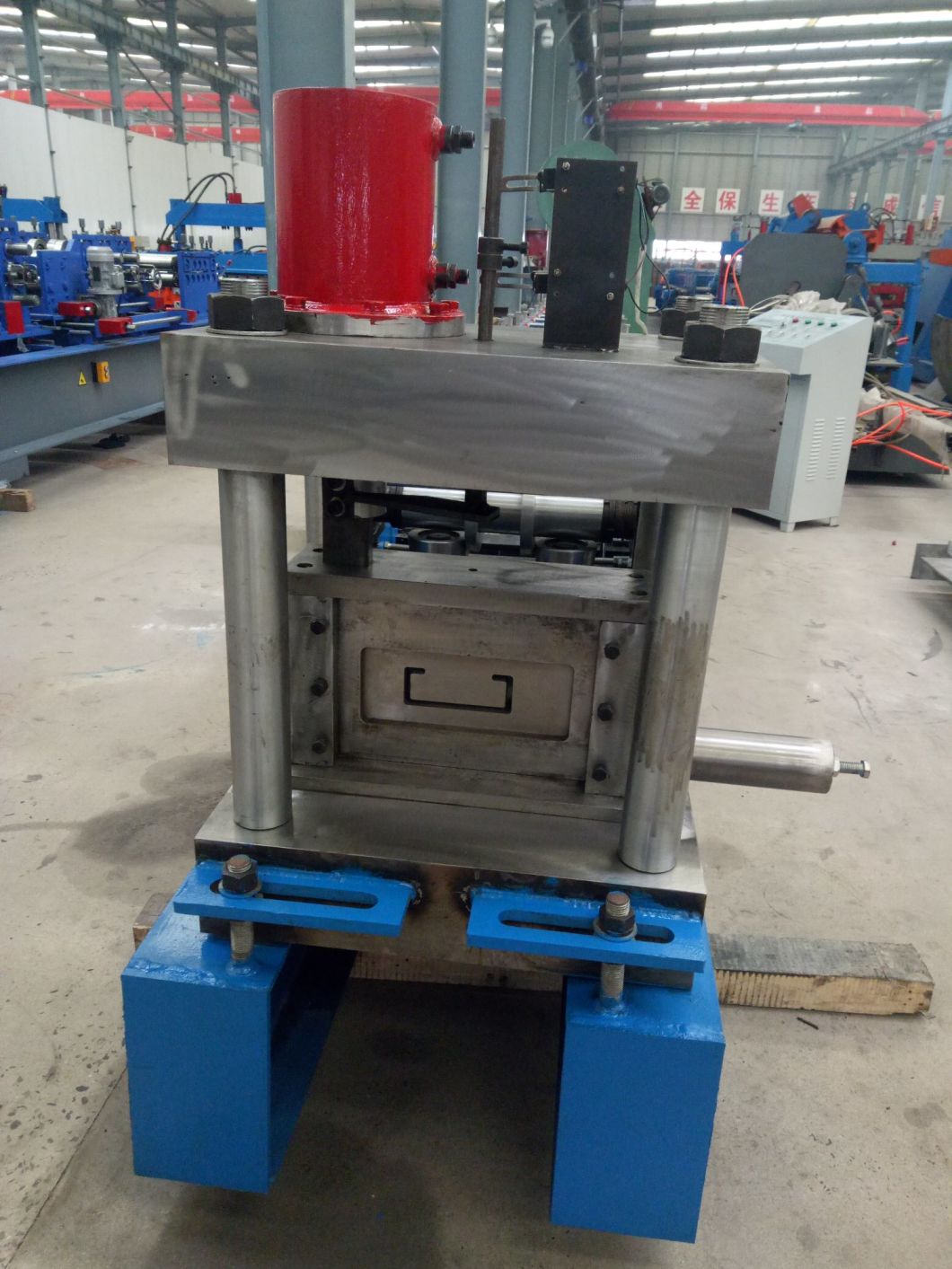 Auto Adjustable C Purlin Machine