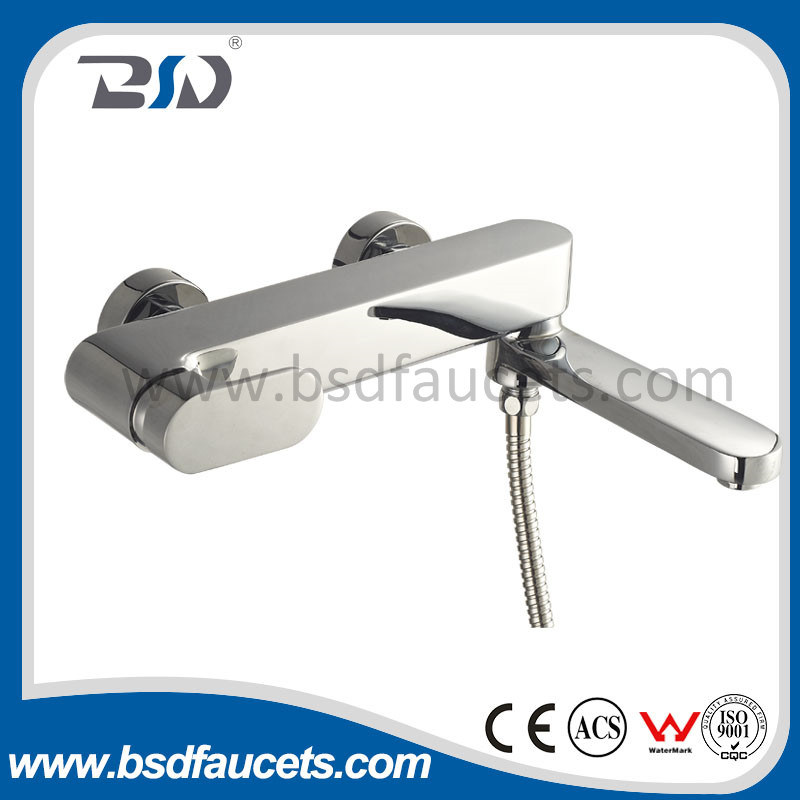 Wall Mount Bathroom Hot Cold Bathtub Faucet